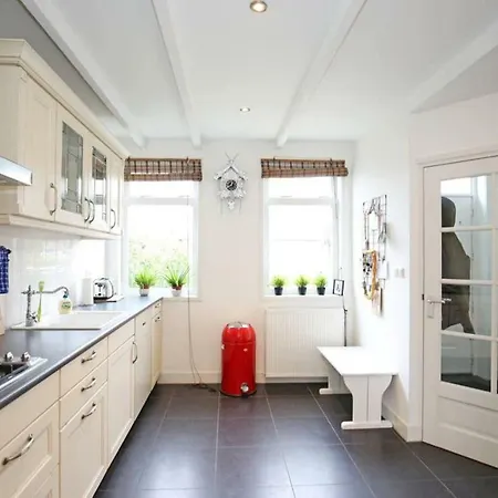 Amsterdam Beach House *